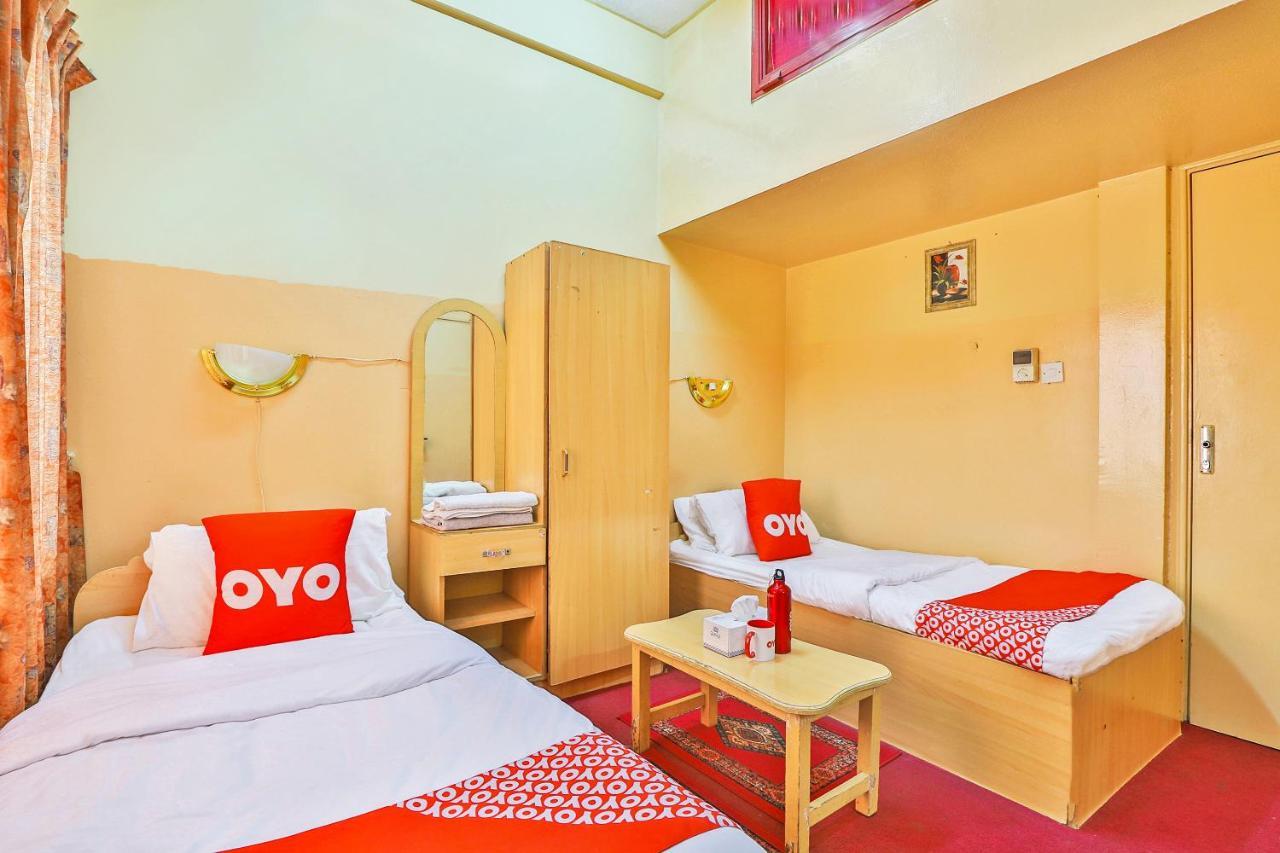 Oyo 393 Al Wehda Hotel Дубай Екстериор снимка