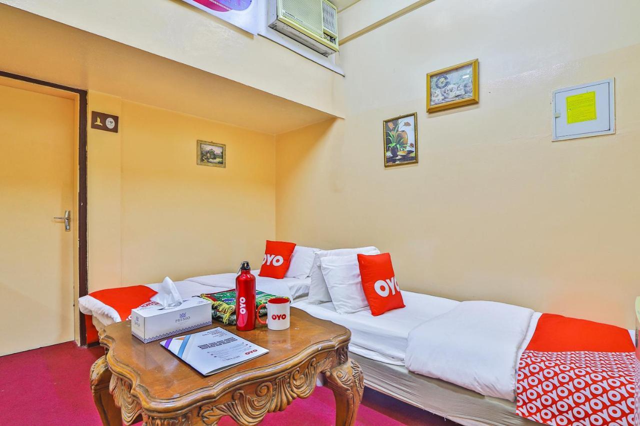 Oyo 393 Al Wehda Hotel Дубай Екстериор снимка
