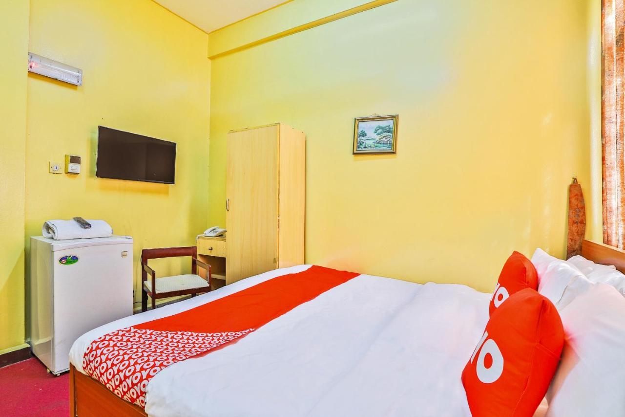 Oyo 393 Al Wehda Hotel Дубай Екстериор снимка