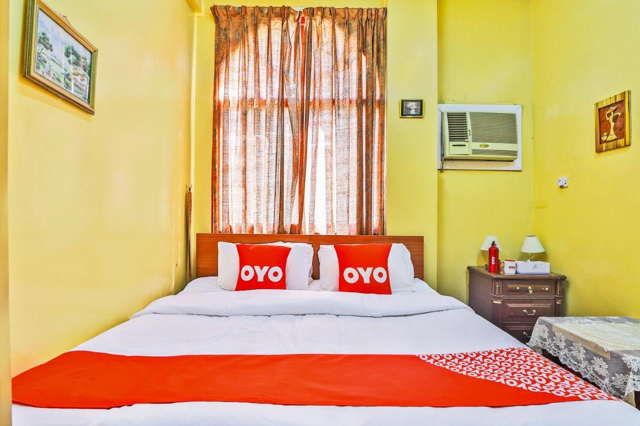 Oyo 393 Al Wehda Hotel Дубай Екстериор снимка
