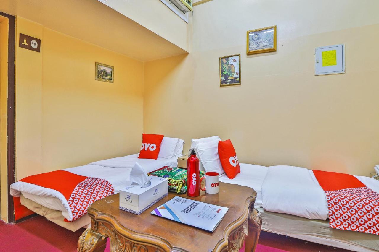 Oyo 393 Al Wehda Hotel Дубай Екстериор снимка