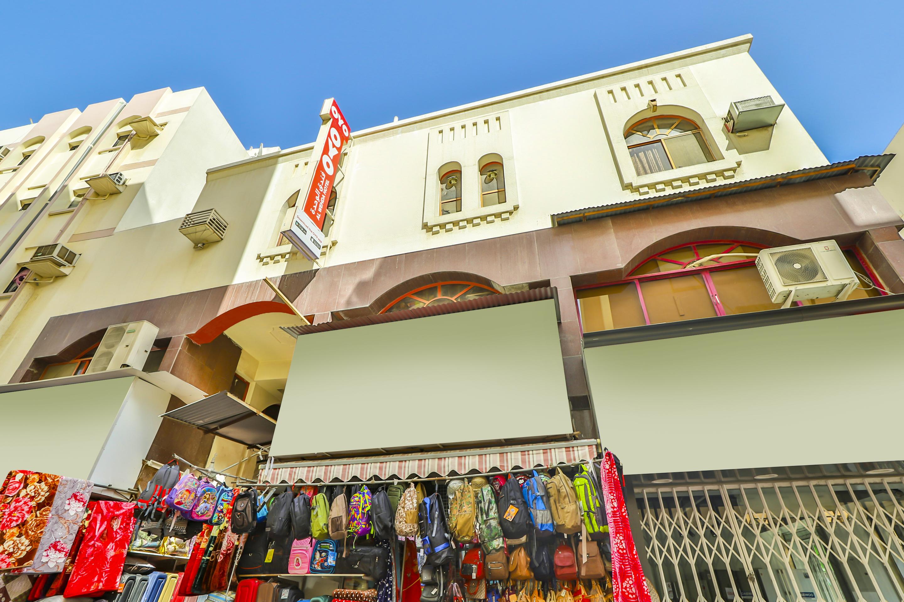 Oyo 393 Al Wehda Hotel Дубай Екстериор снимка